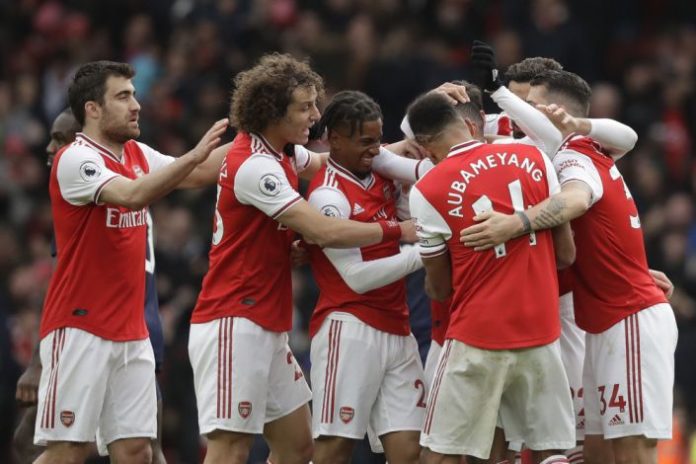 Arsenal thrash Sunderland 5-1 to seal Carabao semi final ticket