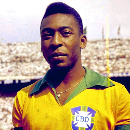 Football legend Pele undergoes treatment for a colon tumour