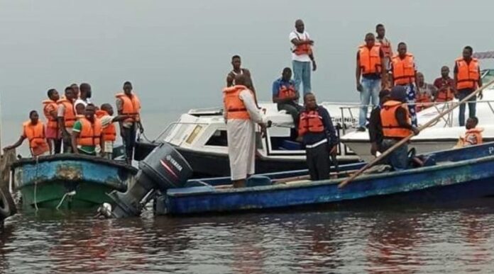 Woman commits suicide in Lagos jumping into river from a moving boat