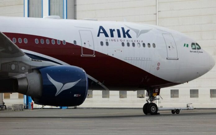 FG-lifts. Arik-Air