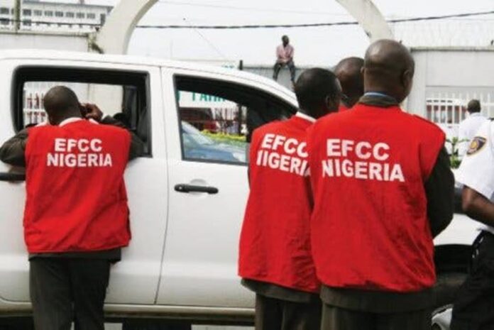 EFCC-operative-dies. EFCC-operatives-on-duty