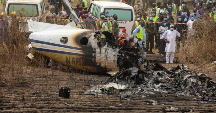 Pilots-survive. Crashed-Aircraft
