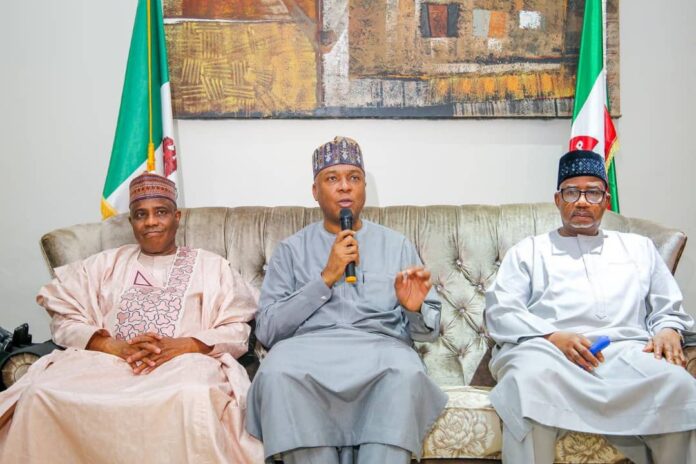 Buhari bombs Atiku, Saraki, Tambuwal, says they are untrustworthy for public office