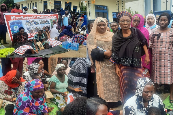 Family members of Abuja-Kaduna train victims protest at transport ministry