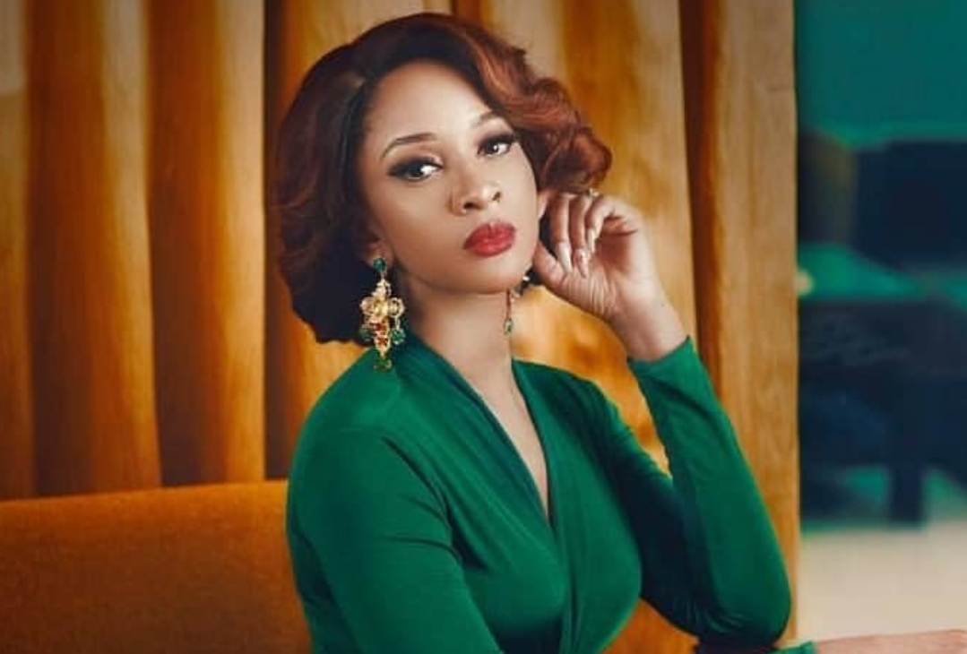 UK University awards Adesua Etomi doctorate degree - TheNiche