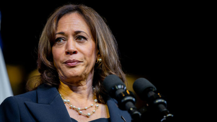 Bill and Hillary Clinton endorse Kamala Harris