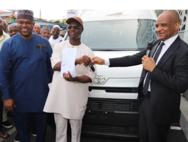 NIMASA donates vehicles, promises to renovate Maritime Workers Union headquarters