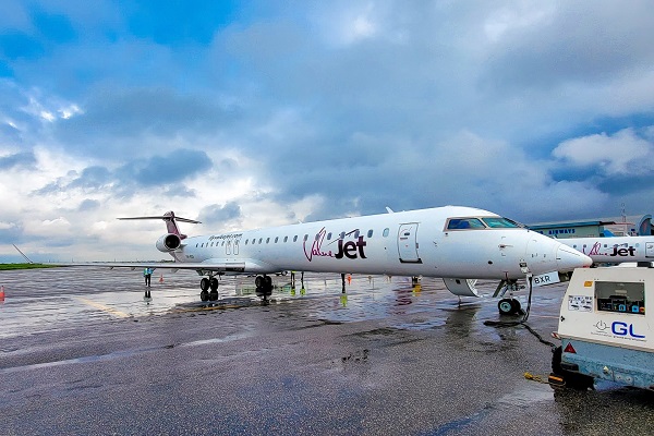 Algae on Port-Harcourt runway causes ValueJet aircraft’s skid-off, 67 survive