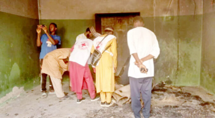 Kano-Mosque. Inside-the-burnt-mosque