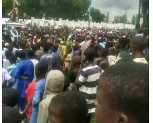 Massive Kano #EndBadGovernance protesters