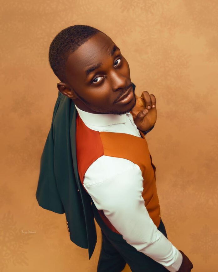 TheNiche-young. Adesina-Bamidele-Oluwafemi