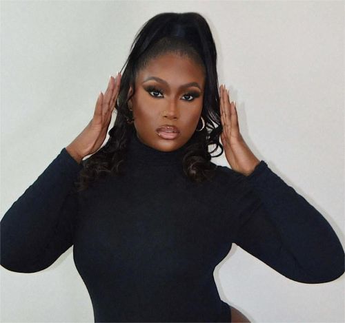 The latest singing sensation called Anè