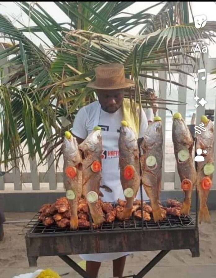 TheNiche-Young. Affini-on-duty