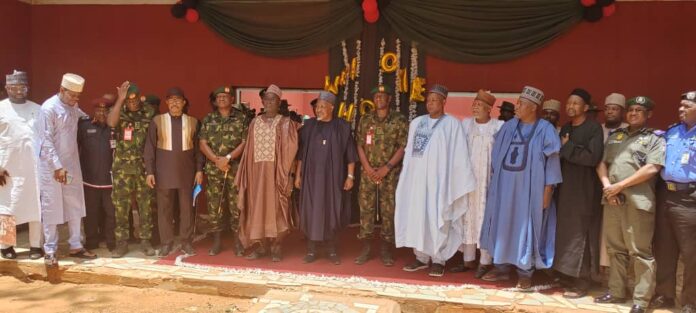 Defence-Minister-visits. Badaru-and-soldiers.