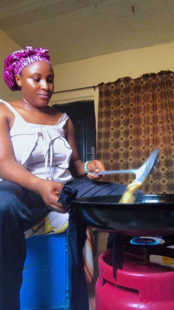 TheNiche-Young. Pelumi-at-work