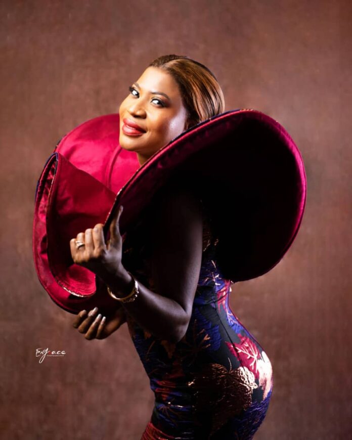 TheNiche-Young. Christiana-Oyekunle