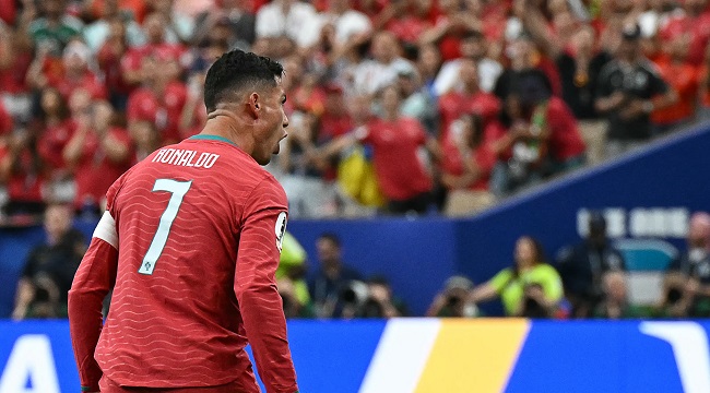 Ronaldo’s brace inspires Portugal to 5-0 World Cup rout of Uzbekistan