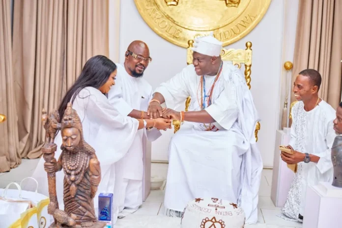 Baba Ijesha at Ooni of Ife palace